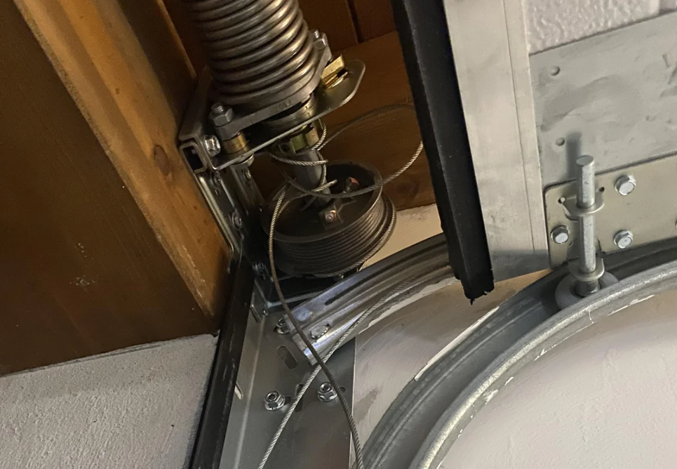 garage door cable repair.